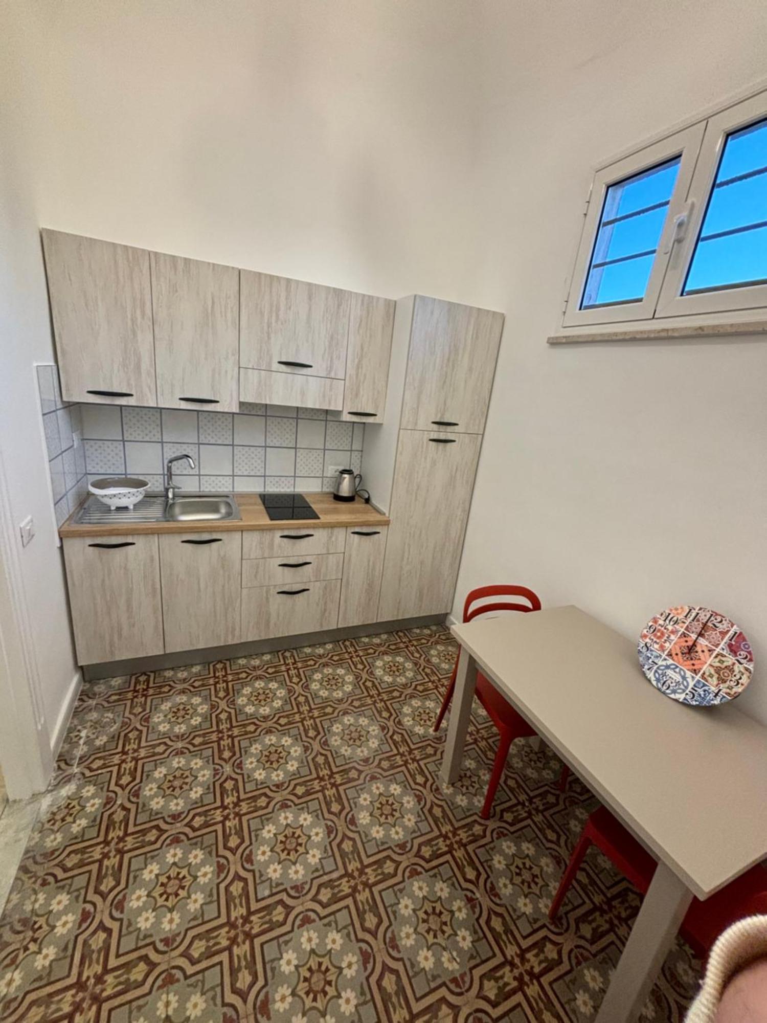 Da Nanae Apartment Trapani Bagian luar foto