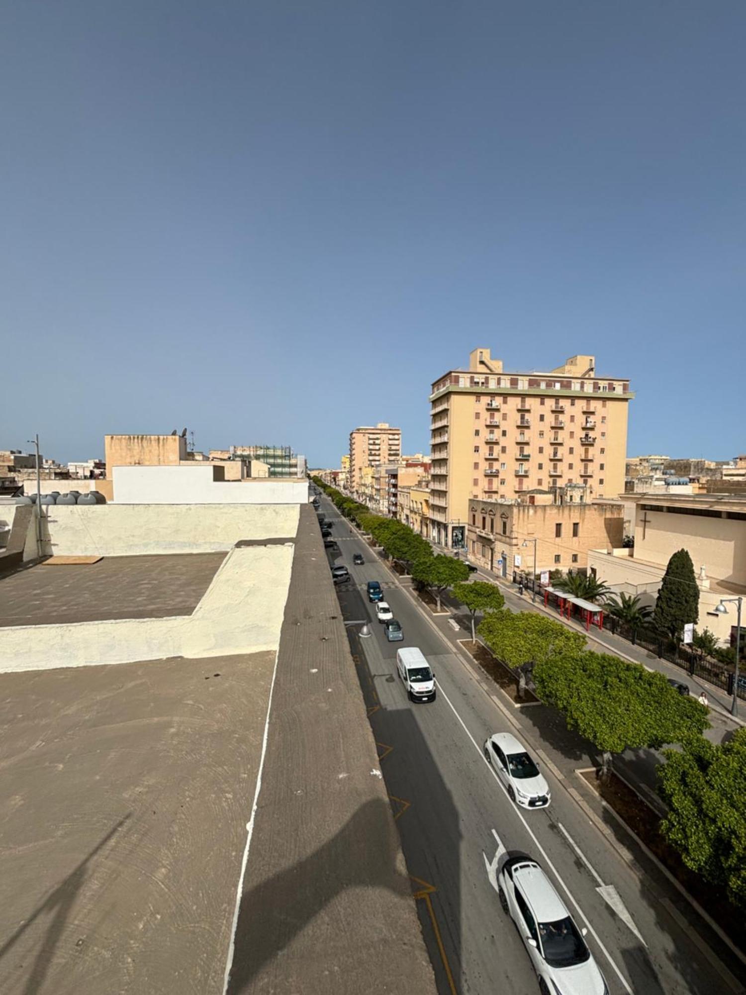 Da Nanae Apartment Trapani Bagian luar foto